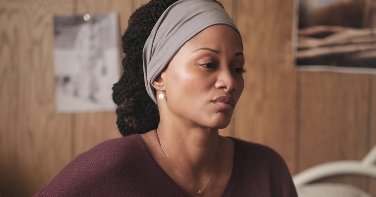 Nika King Is on Board With a Leslie and Ali Romance on "Euphoria"