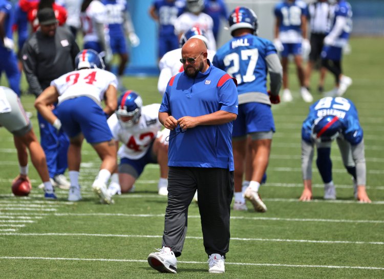 Giants’ Brian Daboll adjusting to challenging life of rookie NFL head coach