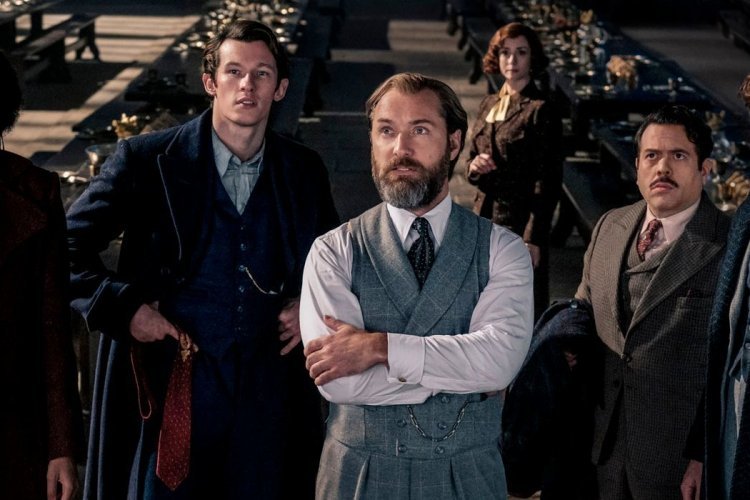 Fantastic Beasts 3 Continues Conjuring Franchise&Low at the Box Office