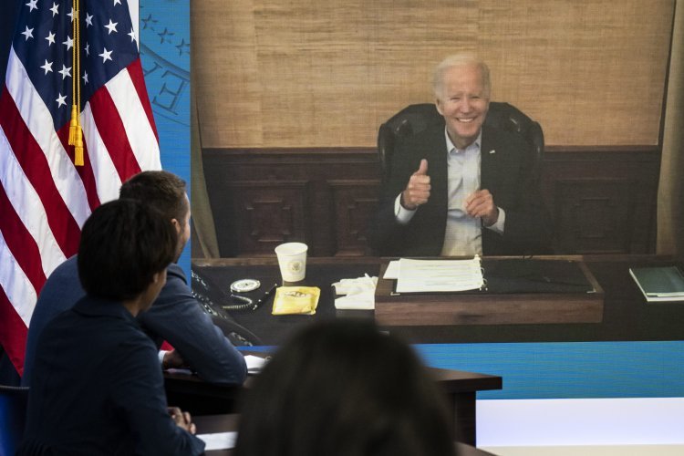 New data suggests the CDC’s COVID guidance to isolate for 5 days after testing positive is wrong. You should follow Joe Biden’s example instead